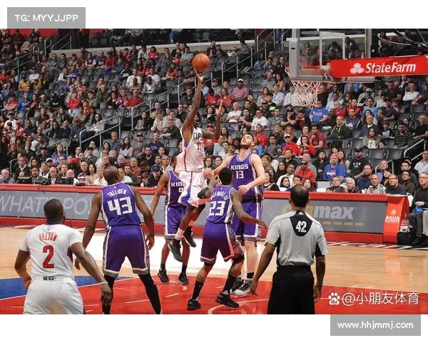NBA新赛季开幕在即 球迷热议最具看点球队与球员表现 NBA新赛季开幕在即 球迷热议最具看点球队与球员表现